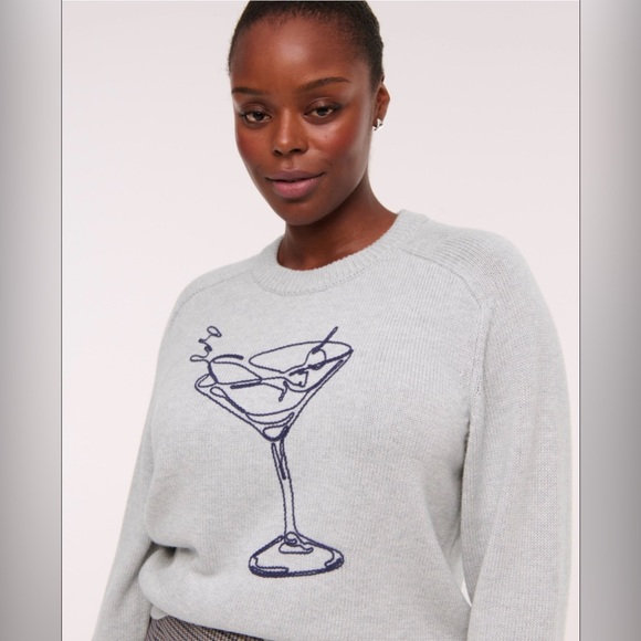 The A&F Madeline Martini 🍸 Crew - Picture 4 of 8